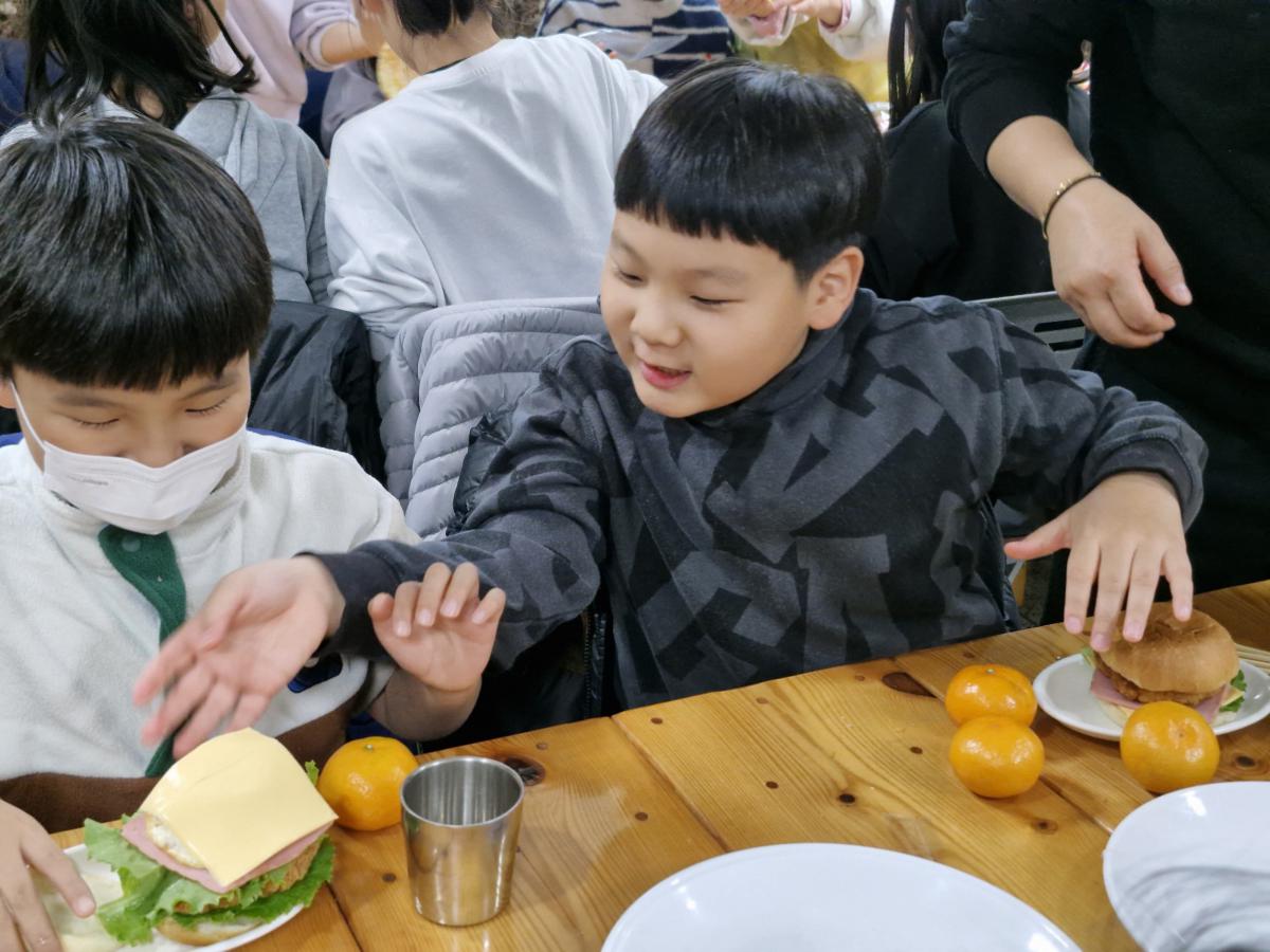 KakaoTalk_20241212_154015522_02.jpg