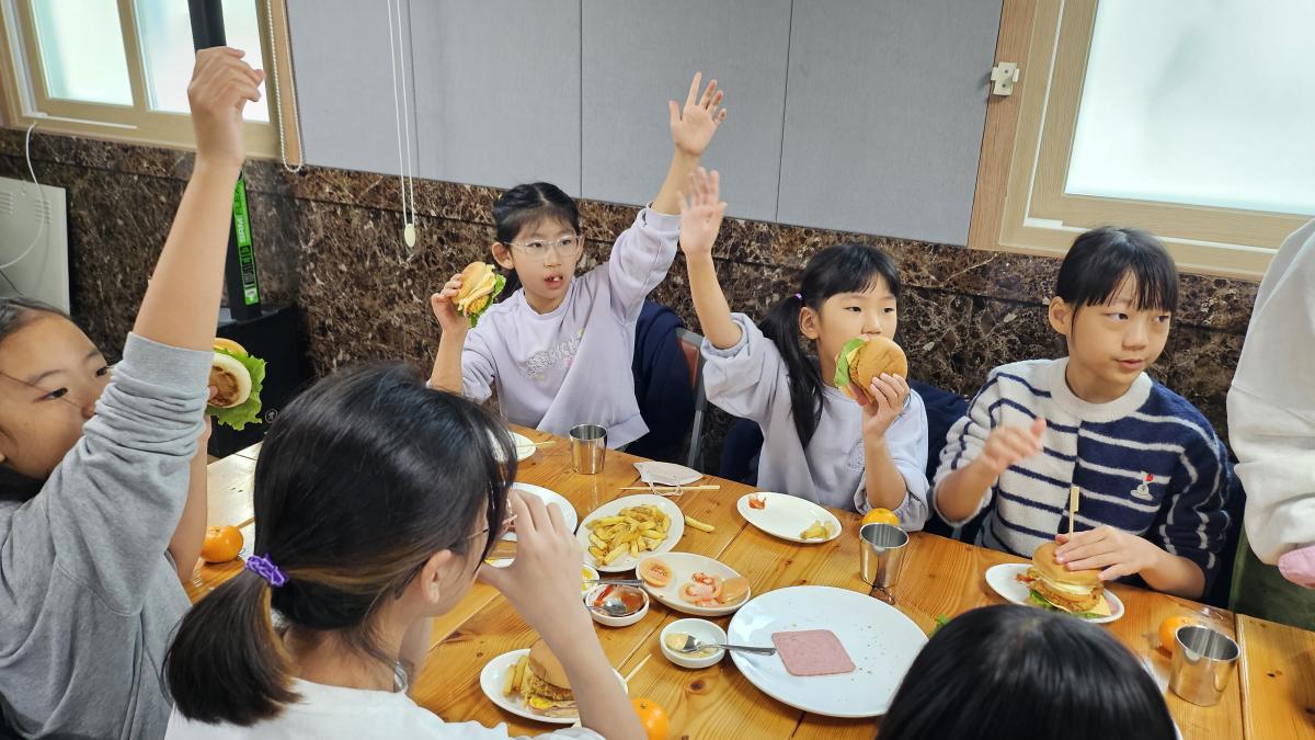 KakaoTalk_20241212_153942569_15.jpg