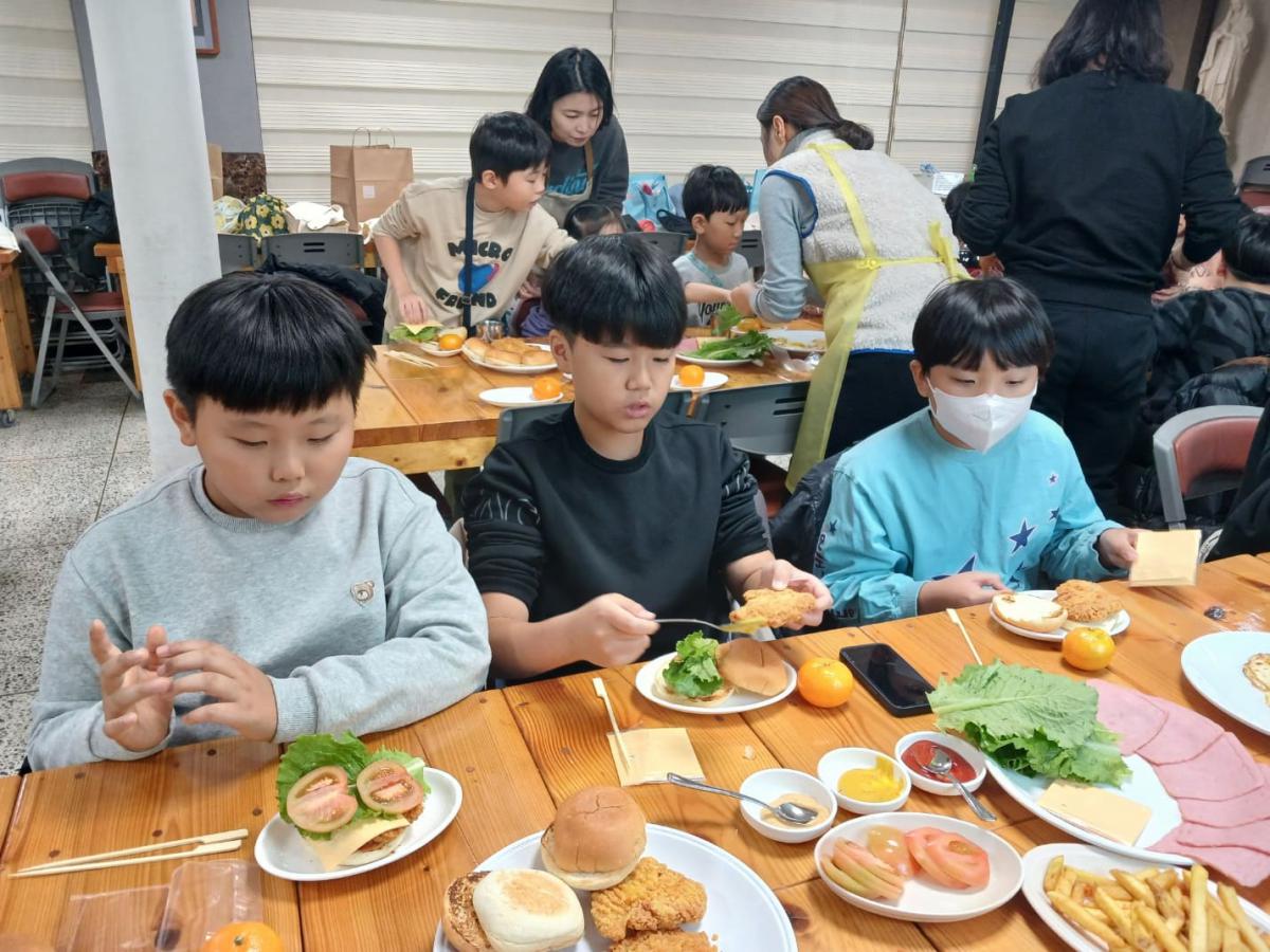KakaoTalk_20241212_154013269_08.jpg