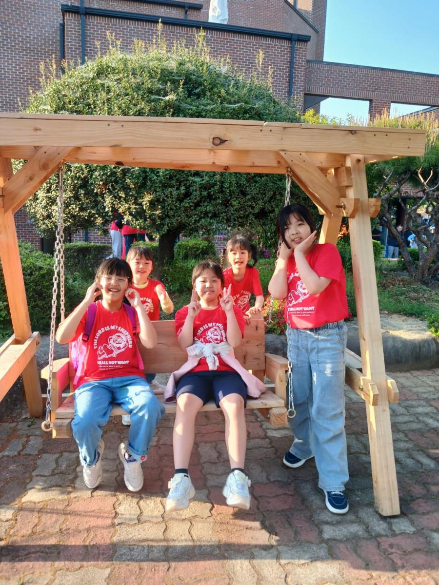 1745715174551-14.jpg