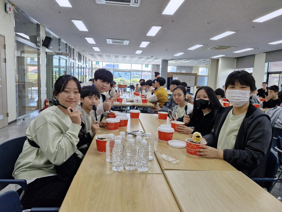 KakaoTalk_20241206_144922733_07.jpg